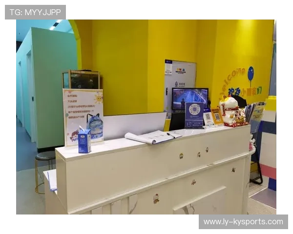 游泳馆加强青少年课程的教学质量与家长满意度监测，青少年游泳培训基地怎么收费